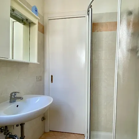 Carlotta Линьяно-Саббьядоро